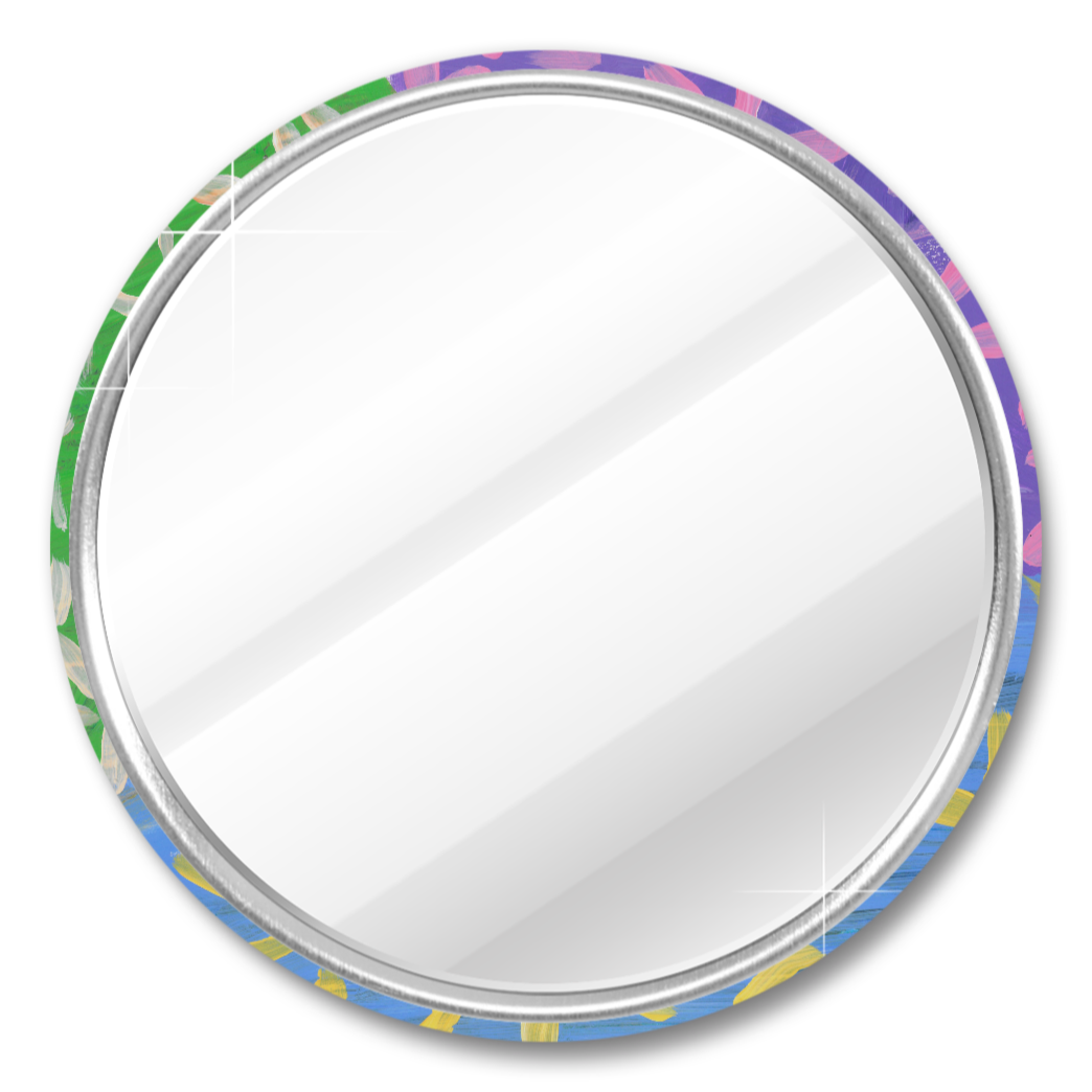 compact mirror with the edge of a pattern