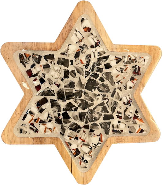 mosaic tray that is star of david shaped