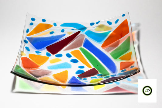 clear plate with transparent glass pieces